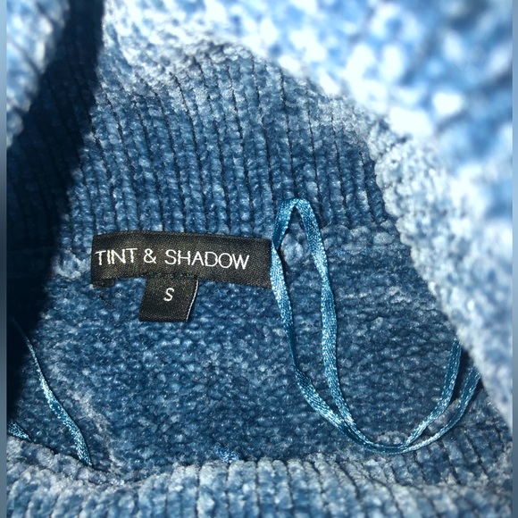 Turtleneck Sweater - Picture 3 of 7